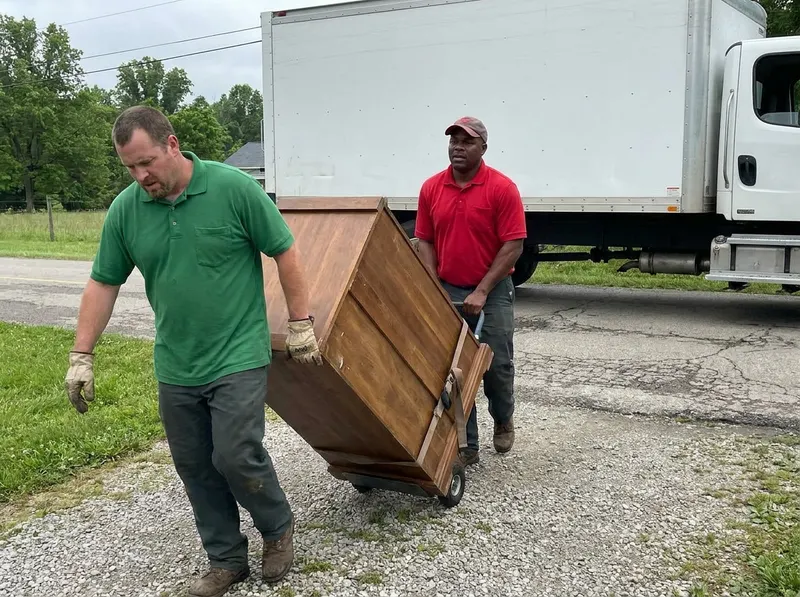 Bulky Item Collection in Bradfordsville, KY